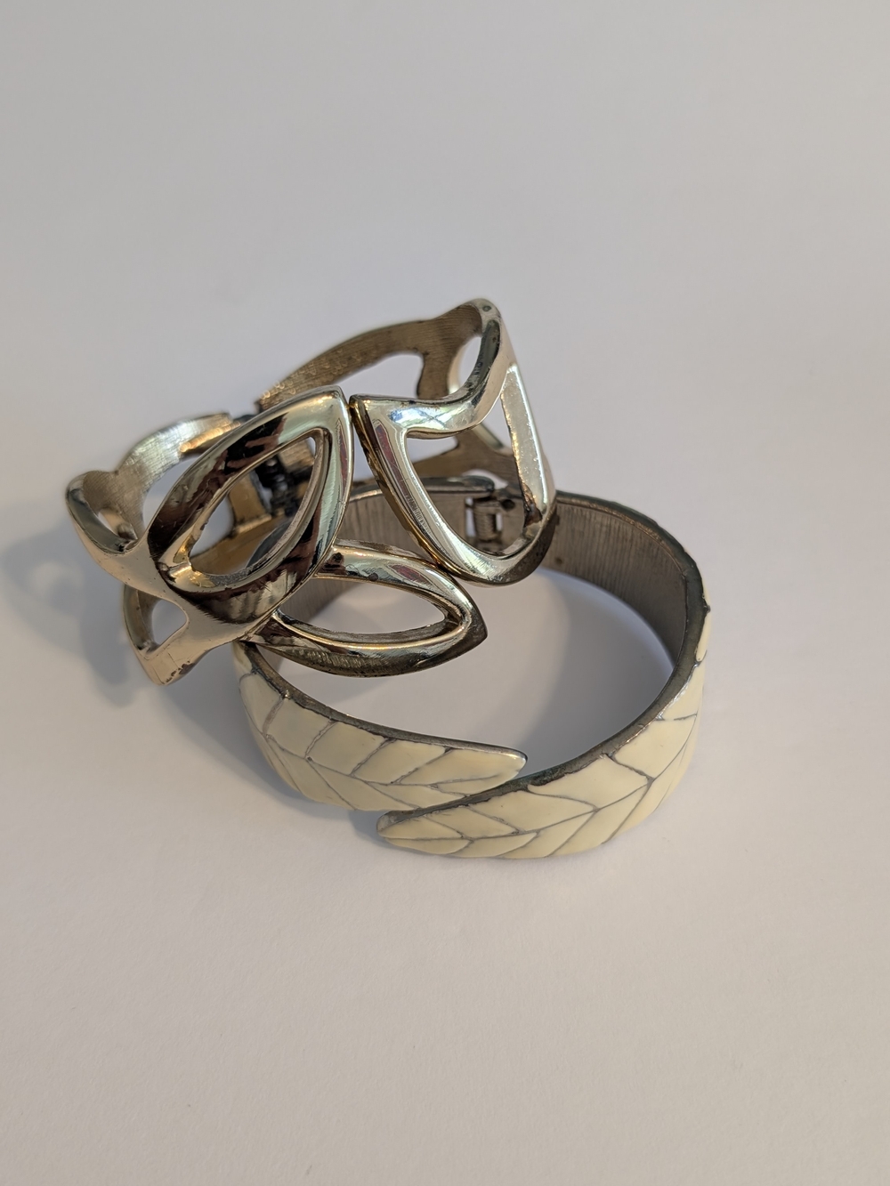 Vintage Y2K Statement Hinged Cuff Bracelet Pair Cream Enamel & Gold Cutout
